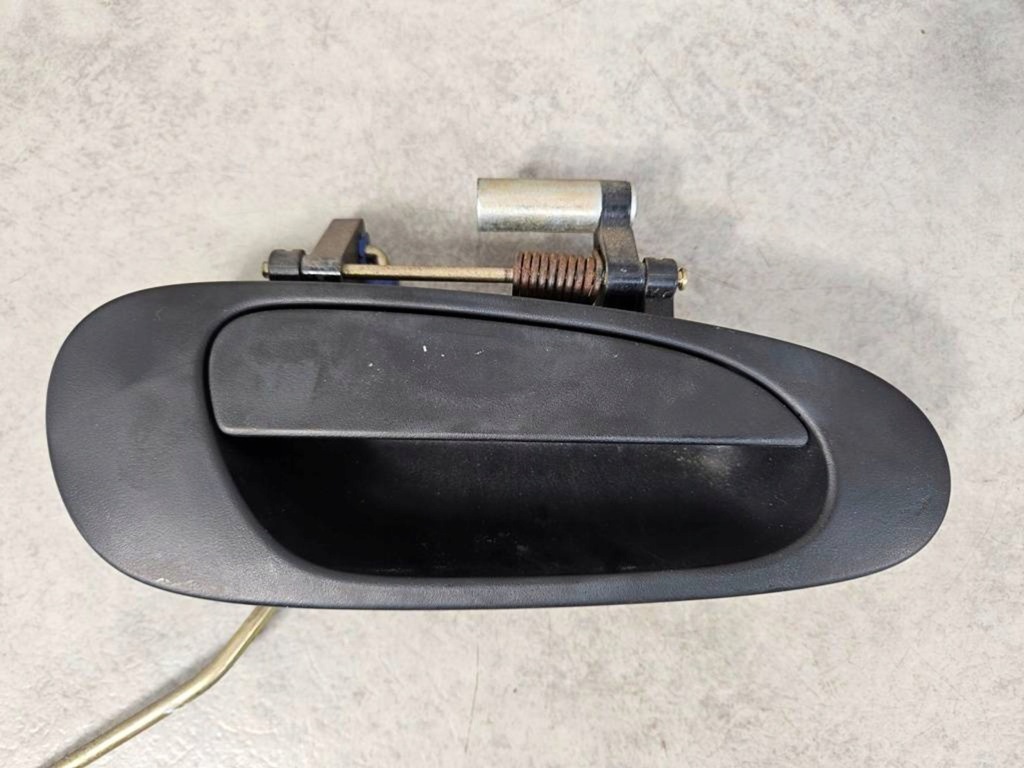 фото №2, Ручка внутренняя правый перед honda civic vii 00-06 3d