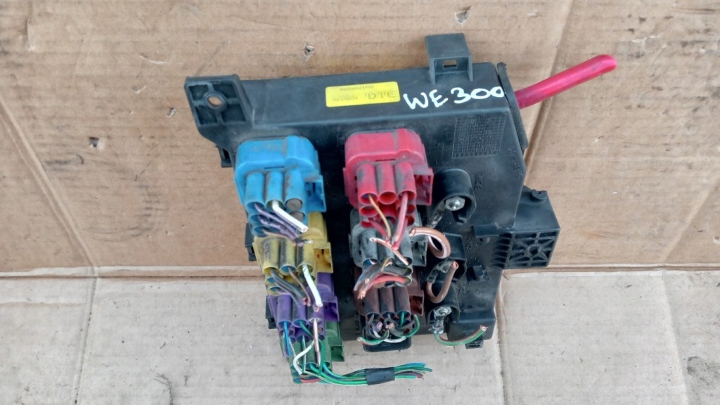 фото №3, Discovery i коробка предохранителей yqd000010