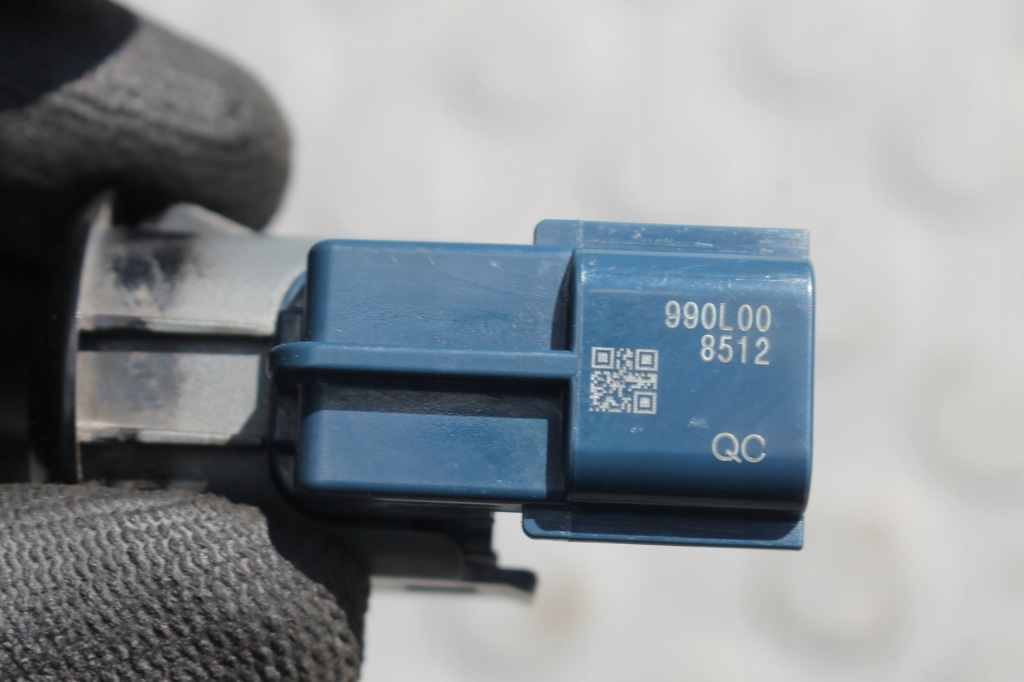 Датчик pdc парковки средний перед mitsubishi eclipse cross 17-20 с Разборки