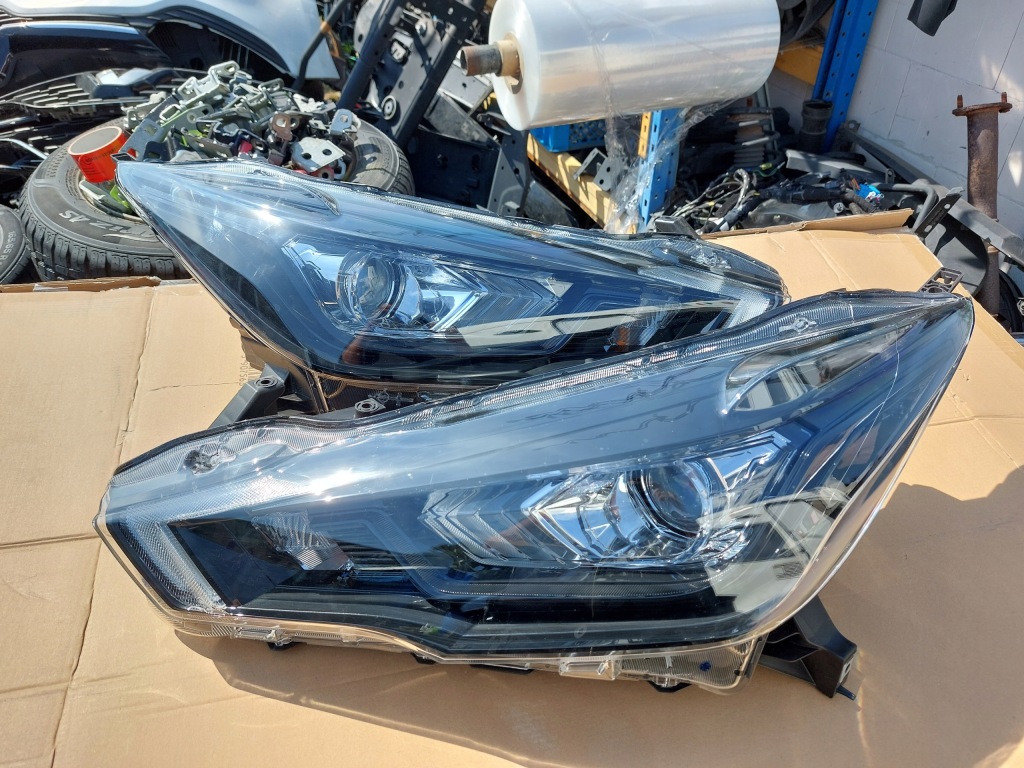 фото №1, Лампы перед чёрные nissan micra k14 lift full led