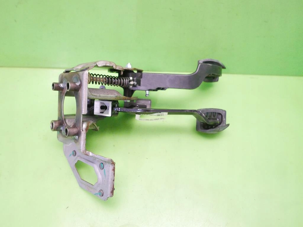 фото №7, Педали тормоза сцепления peugeot 208 i phi 12-15