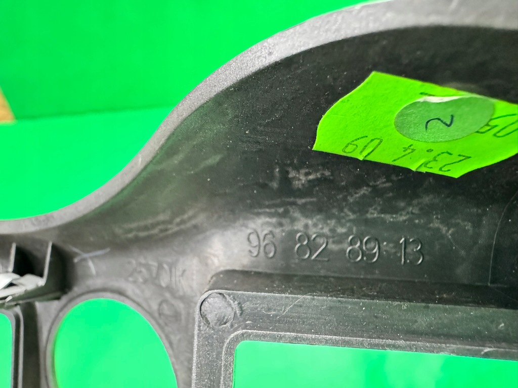 фото №8, Рамка радио консоли панель обдув 96828913 citroen c3 picasso 08- europa