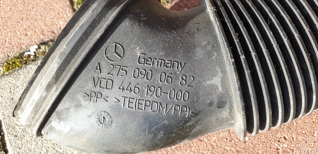 фото №4, Труба повітрозабірник шланг повітря лівий mercedes s w221