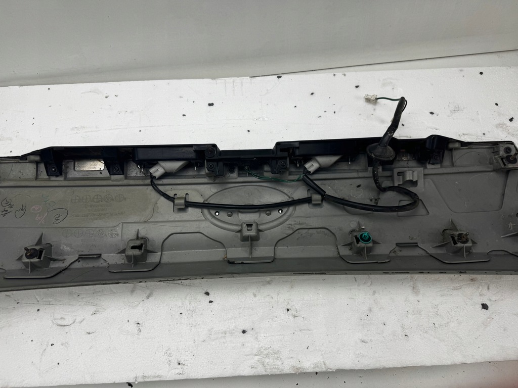 фото №6, Subaru legacy v 5 молдинг крышки накладка задняя фонари комплект org!