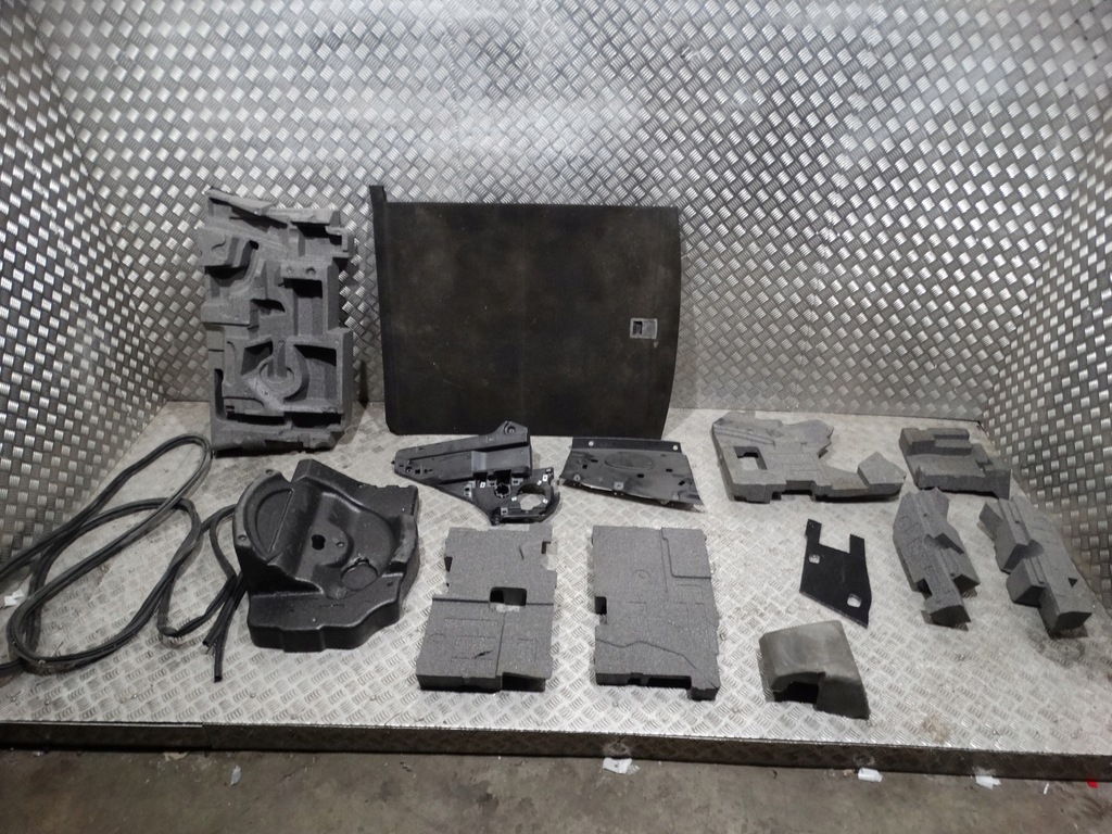 фото №7, Ideal kpl.wyposażenie багажника maserati levante 1