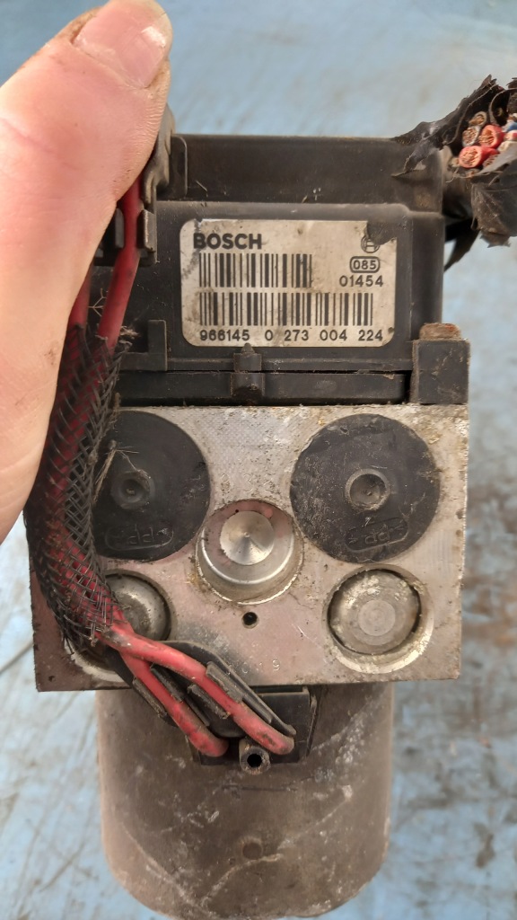 фото №3, Насос abs volvo v40