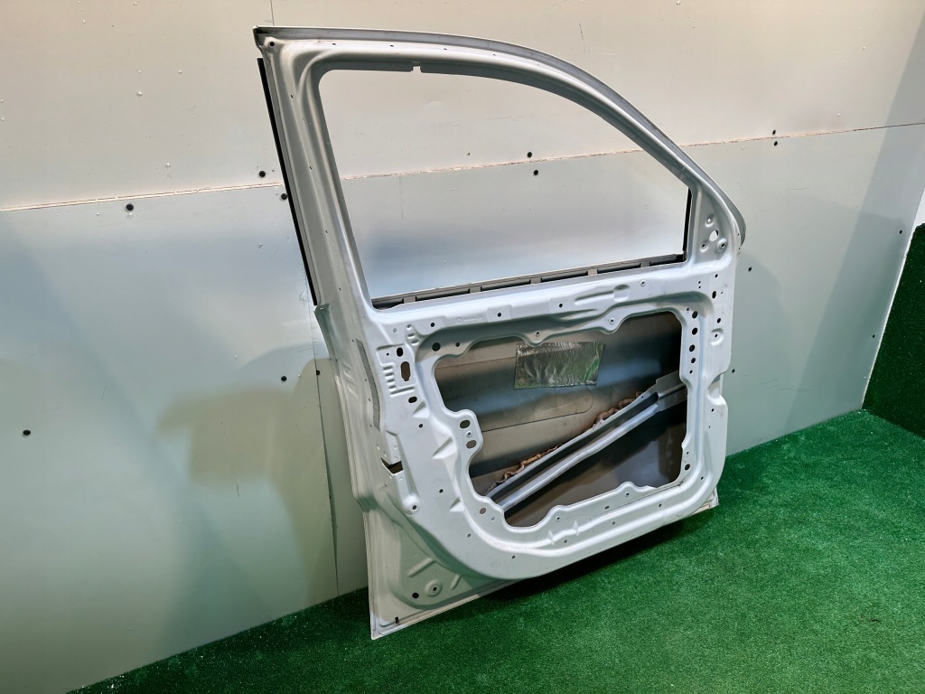 фото №13, Jeep grand cherokee wk2 дверь левый перед передние левая