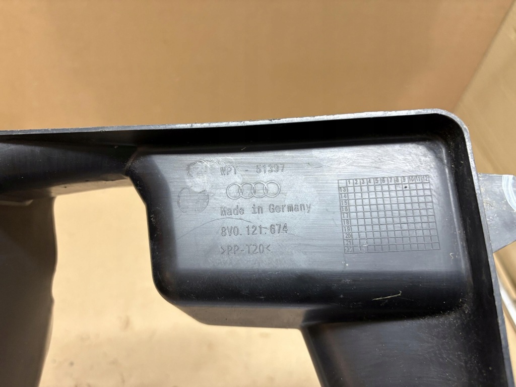 Vw touareg iii audi a3 8v повітропровід повітря 8v0121674 760117336a a3 8v Ціна