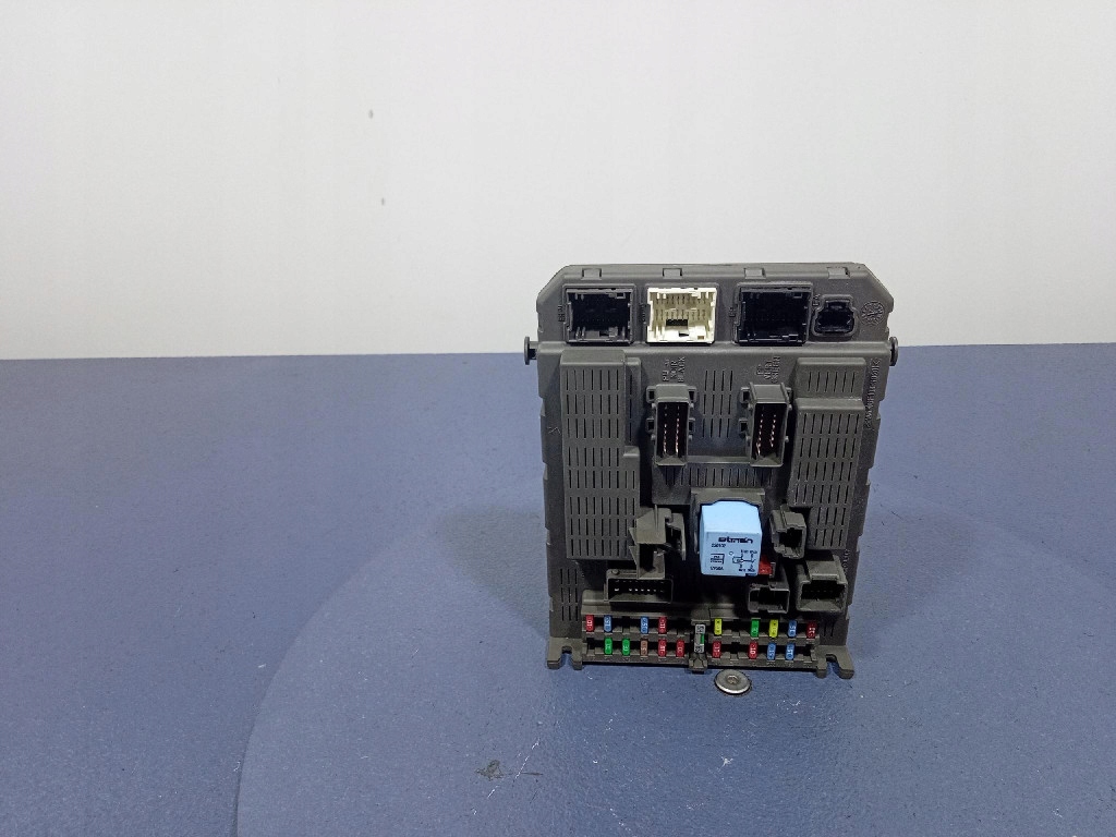 Купить Citroen c8 2.2b блок управления модуль комфорта 1400310480