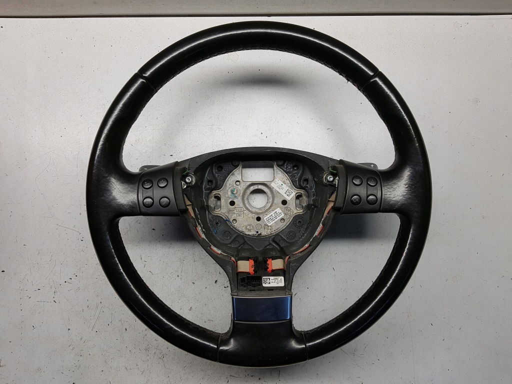 фото №1, Vw eos 06r- golf v повітропровід шкіряний автоматична коробка передач