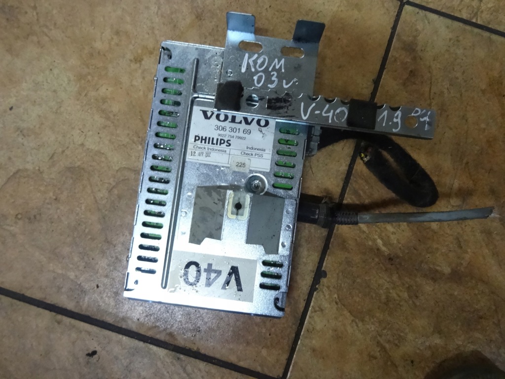 фото №1, Volvo v40 1.9dci 03' усилитель модуль 30630169