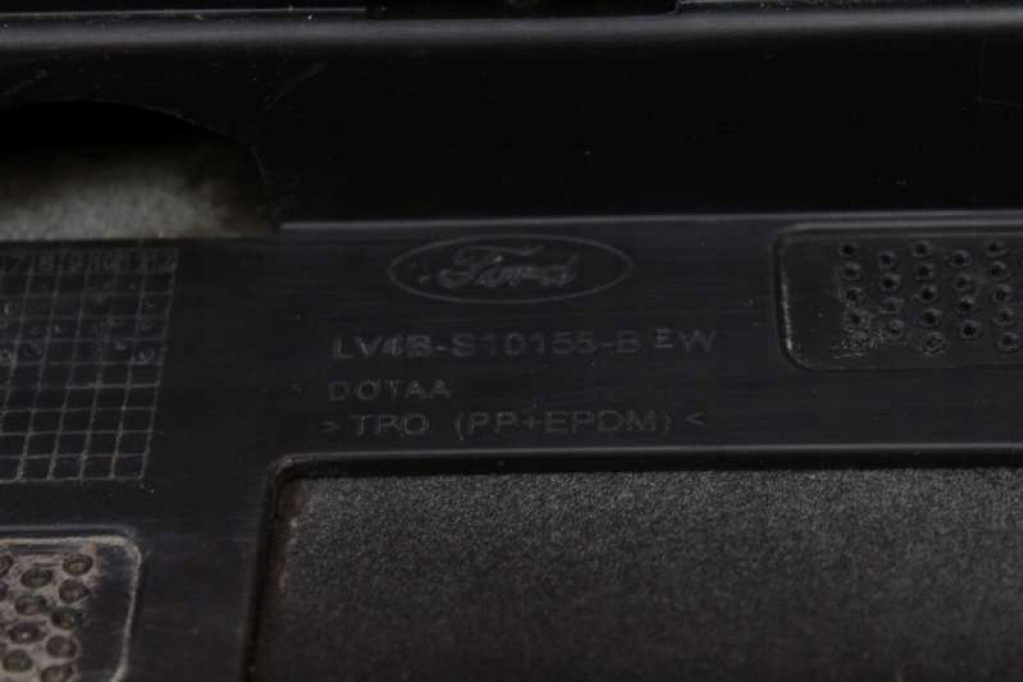 фото №13, Накладка порог левая czarna lv4b-s10155-b ford kuga 3 iii mk3 st-line