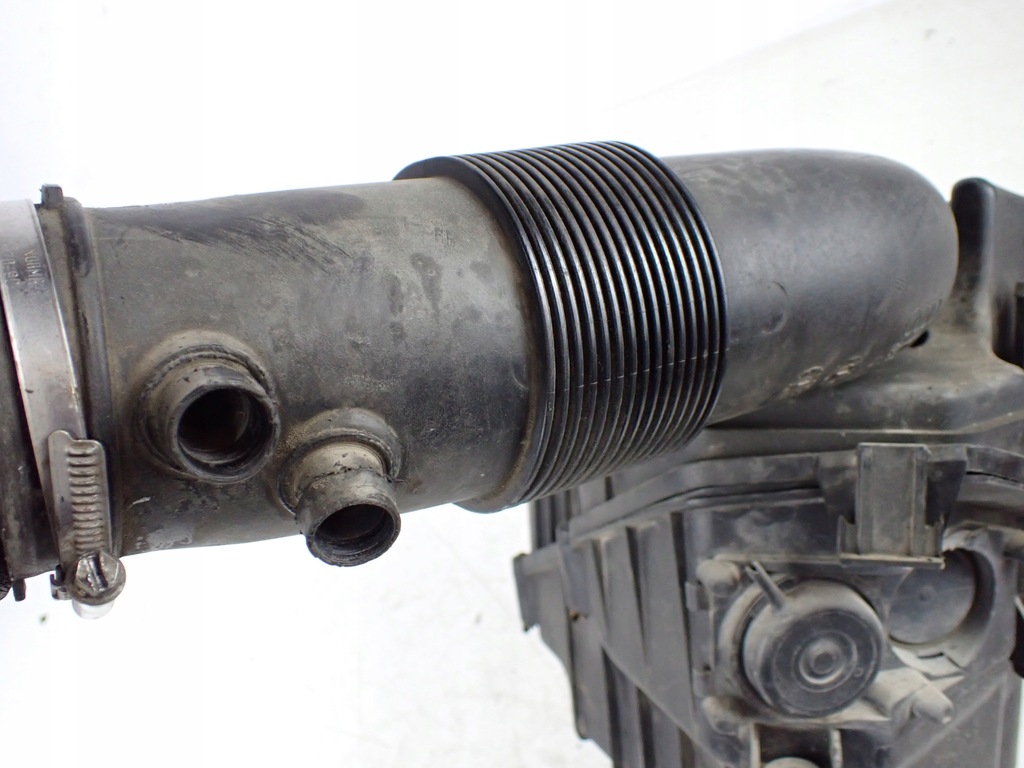 фото №6, Корпус фільтра повітря wąż труба всмоктувальна audi s8 d3 5.2 fsi 07l129628e