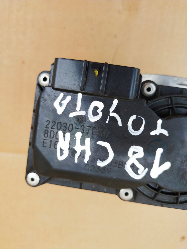 фото №4, Дроссельная заслонка toyota ch-r 22030-37080