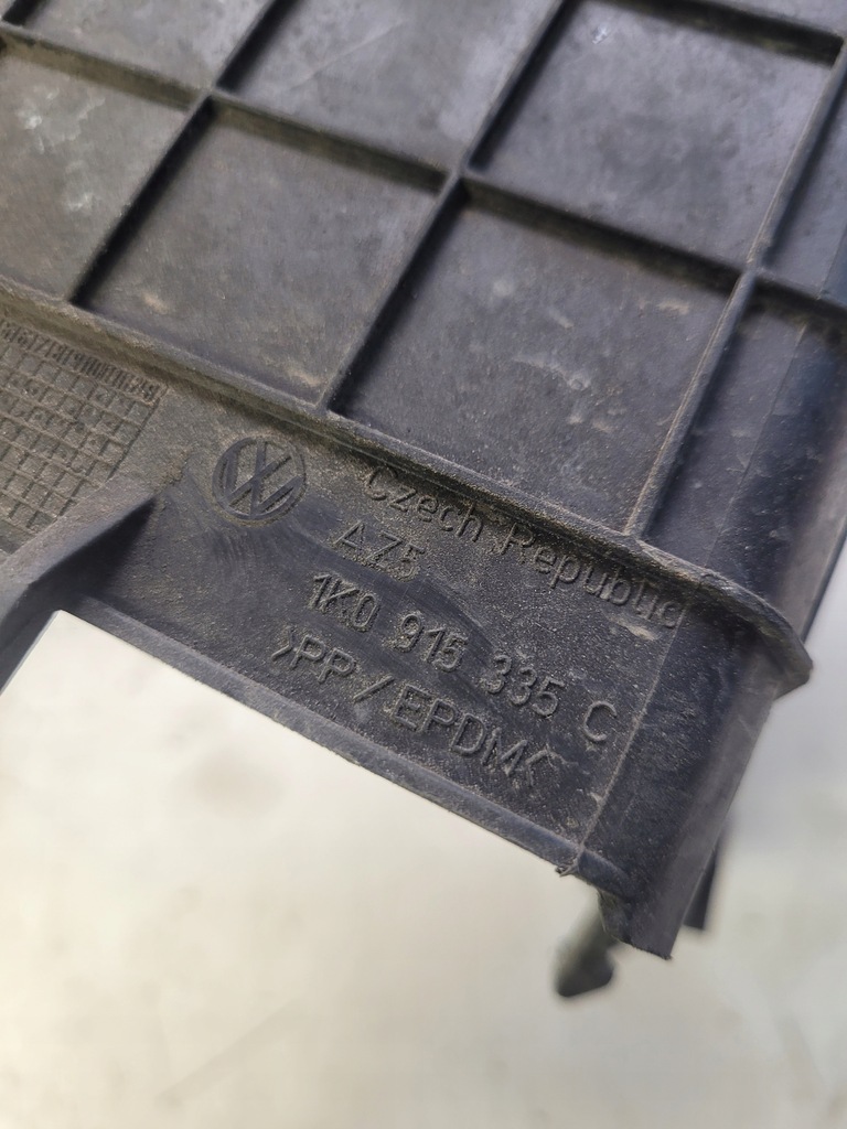 фото №6, Захист акумулятор audi a3 8p vw skoda 3c0915336a 3c0915335