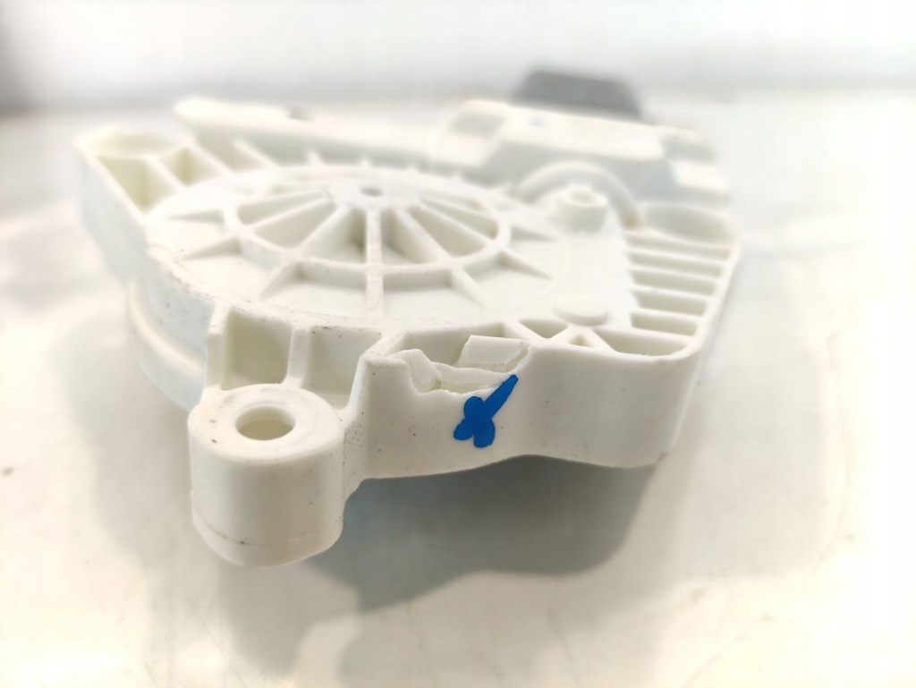 Audi a6 c7 моторчик скло дверей ліве перед 8k0959801b Недорого