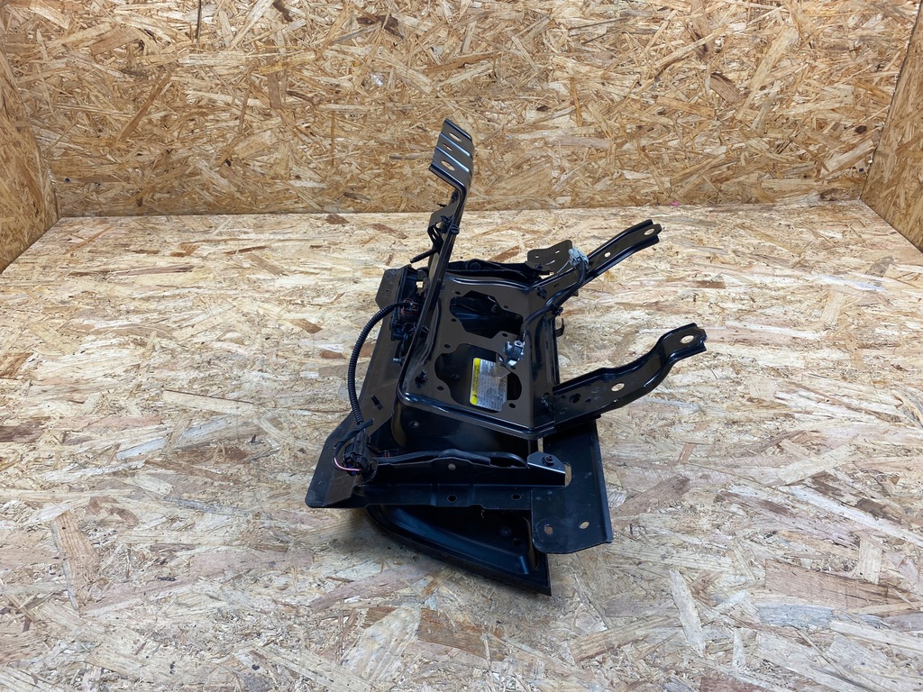 фото №8, Крышка разъём зарядки nissan leaf ii код лакокрасочного покрытия: z11 2017-