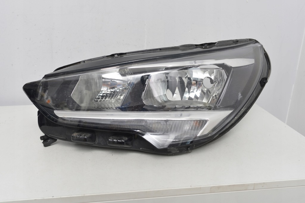 Купить Opel corsa f лампа левая 39162648
