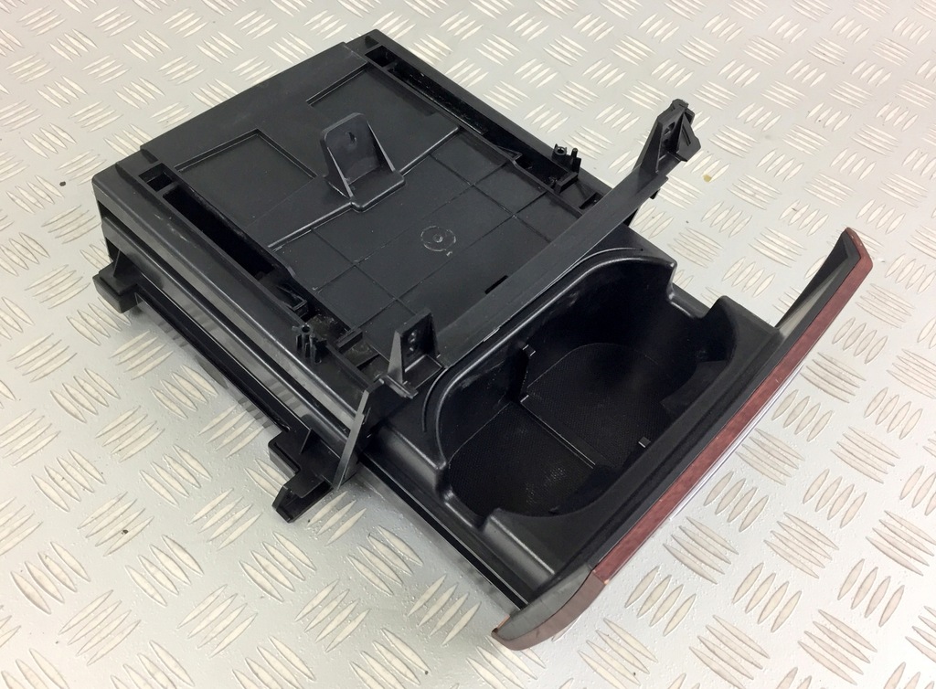 фото №6, Бардачок кронштейн na кружки dekor toyota sienna 2011-