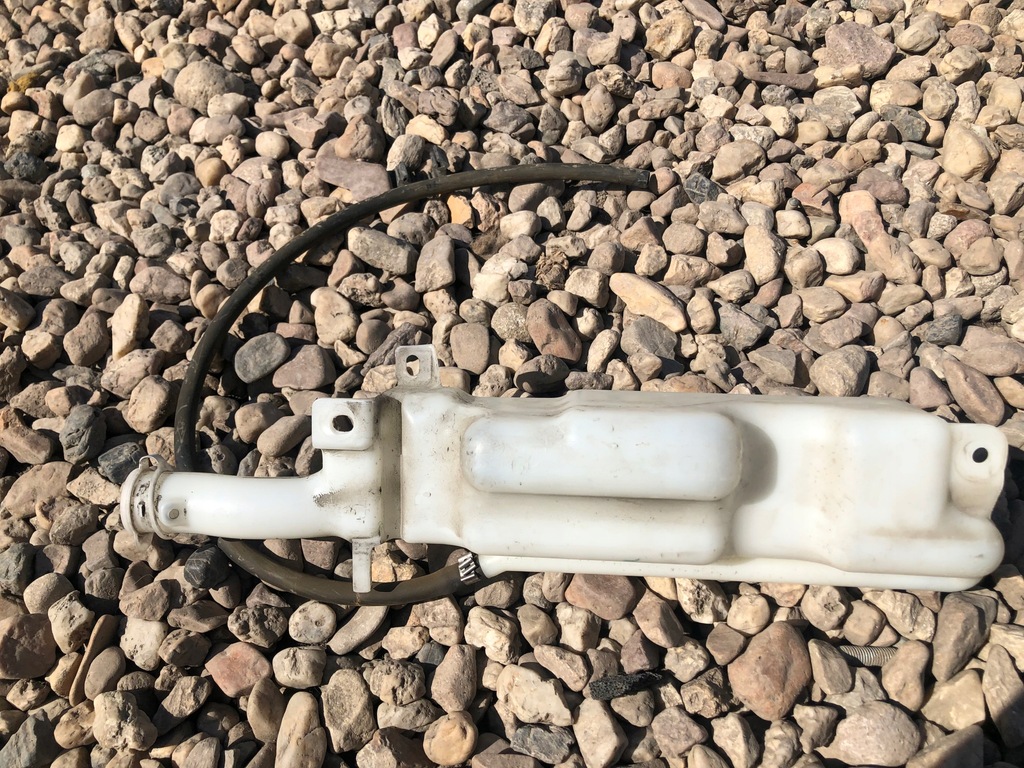 фото №5, Colt vi lift 1.1 бачок омивача mn130400