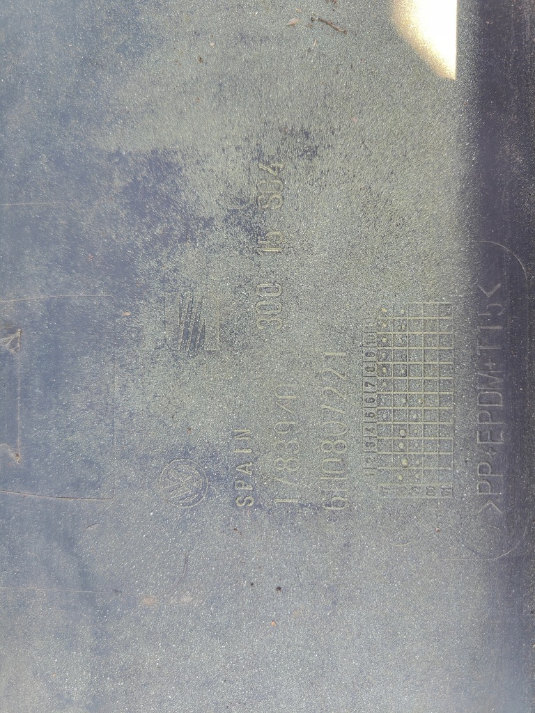 фото №9, Бампер перед vw polo 6n1 30015sg4