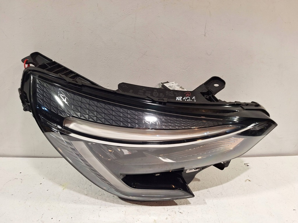 фото №4, Лампа перед права full led 260107933r renault clio v 19-