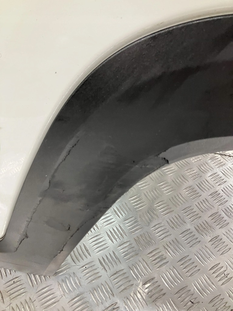 фото №5, Дверь левая левый задняя jeep renegade 14- alpine white 296