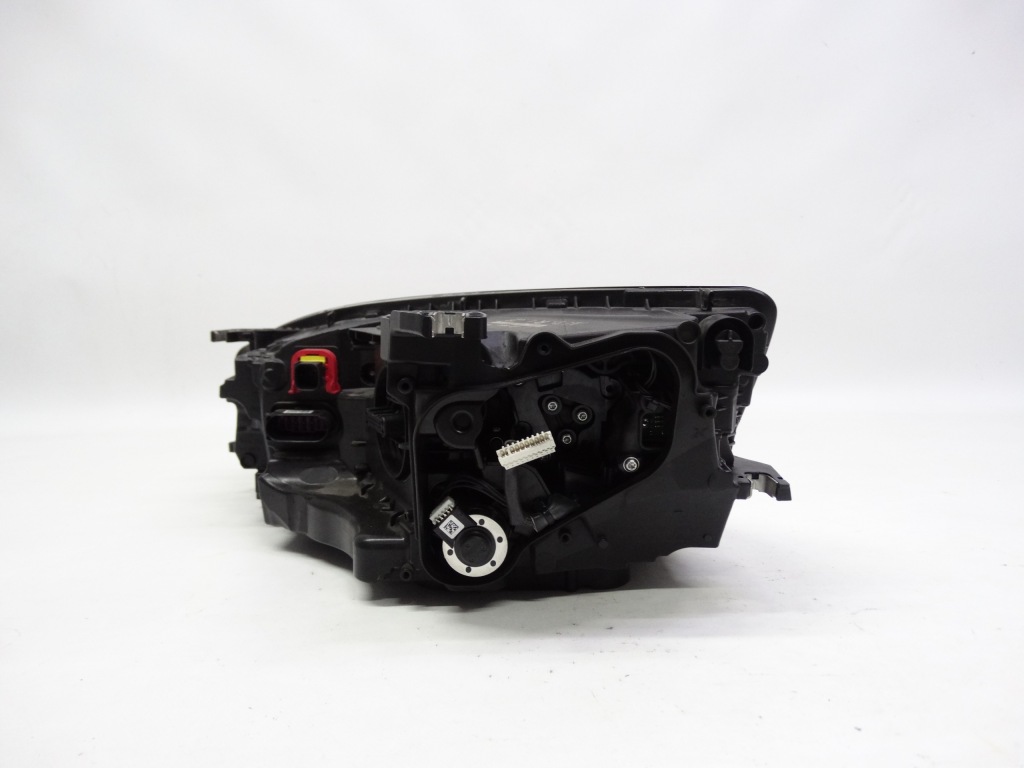 Audi a7 c7 рестайлинг  4g8 14-18 фара правый  matrix full led 4g8941036 оригинальная Недорого