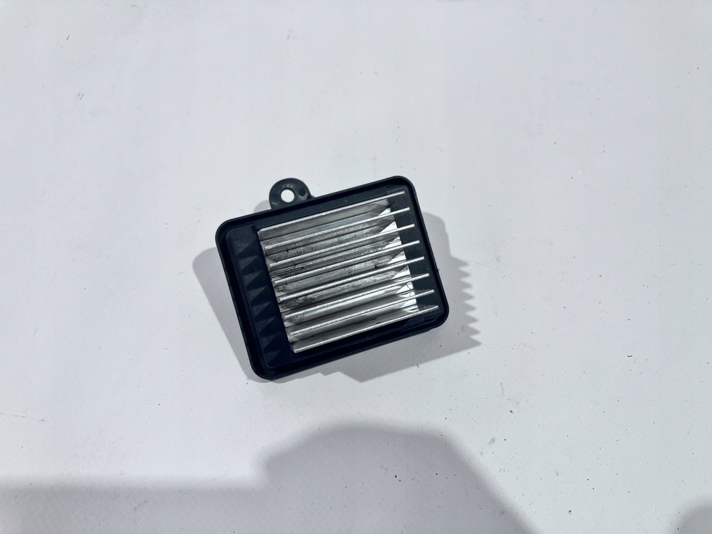 фото №1, Резистор резистор вентилятор smart forfour w453