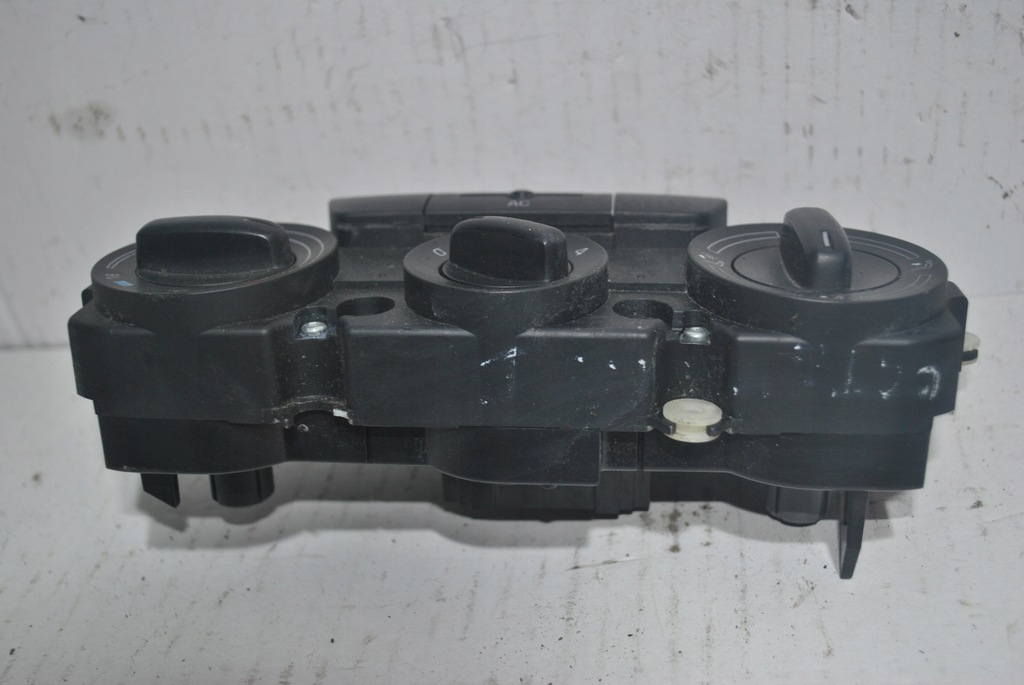 фото №6, Панель управление nawiwem octavia ii 1z0820047d