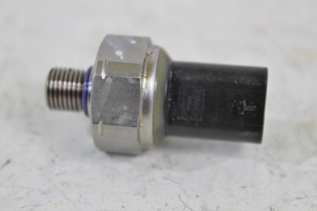 фото №9, Датчик тиску пального ford 1,0 1,5 1,6 2,3 eb