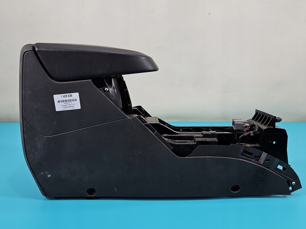 фото №1, Підлокітник тунель ford kuga mk1 08-13 r045m62