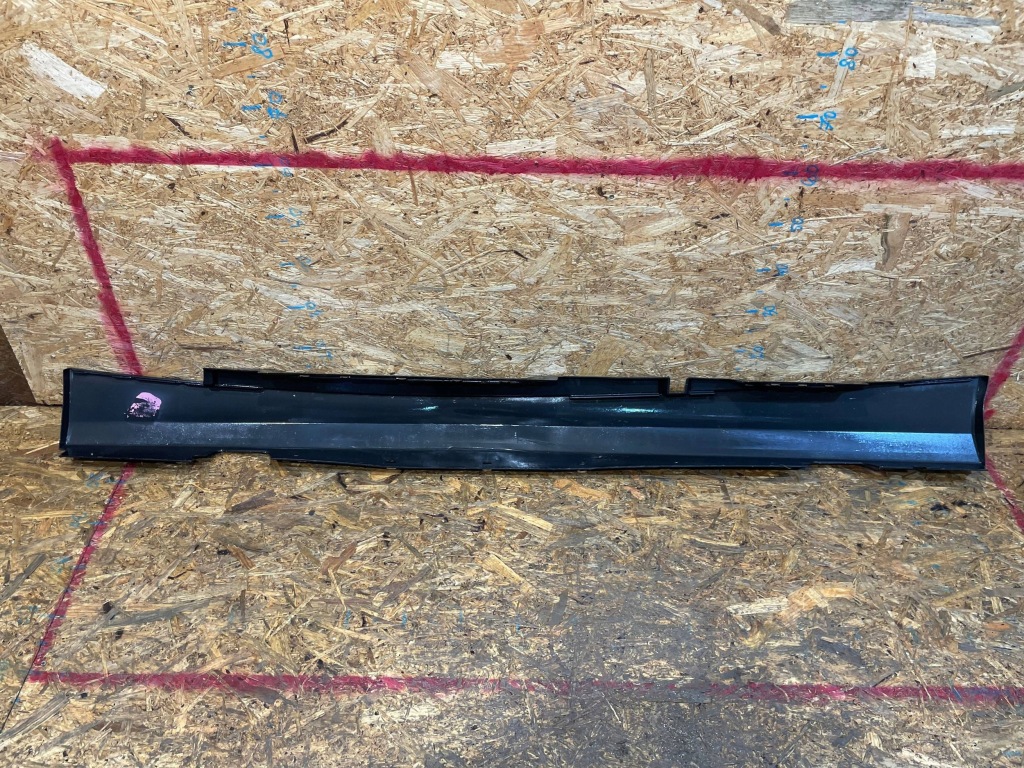 Bmw 1 1 e87 04-11 молдинг порог правая накладка на порог правый Доставка