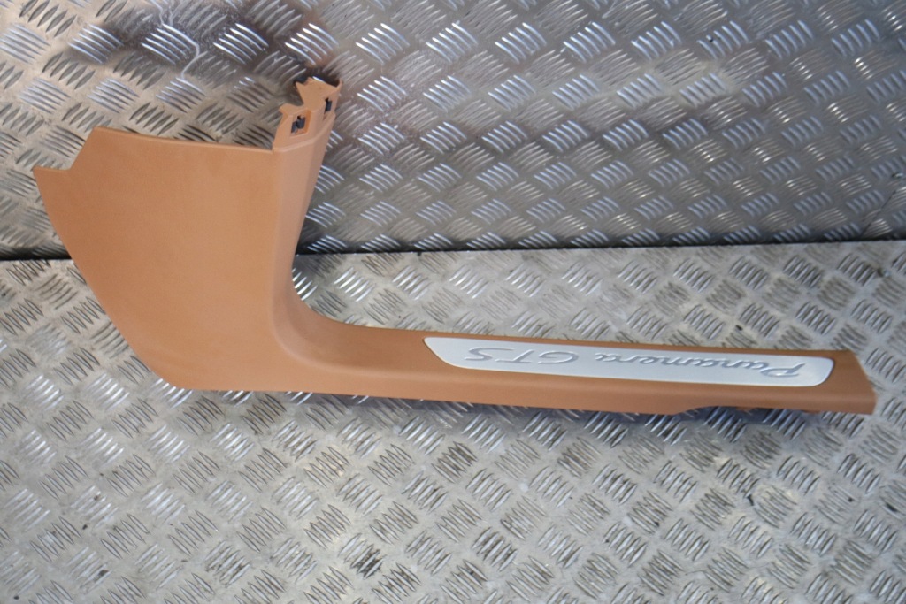 Купить Правая молдинг накладка стойка a porsche panamera gts