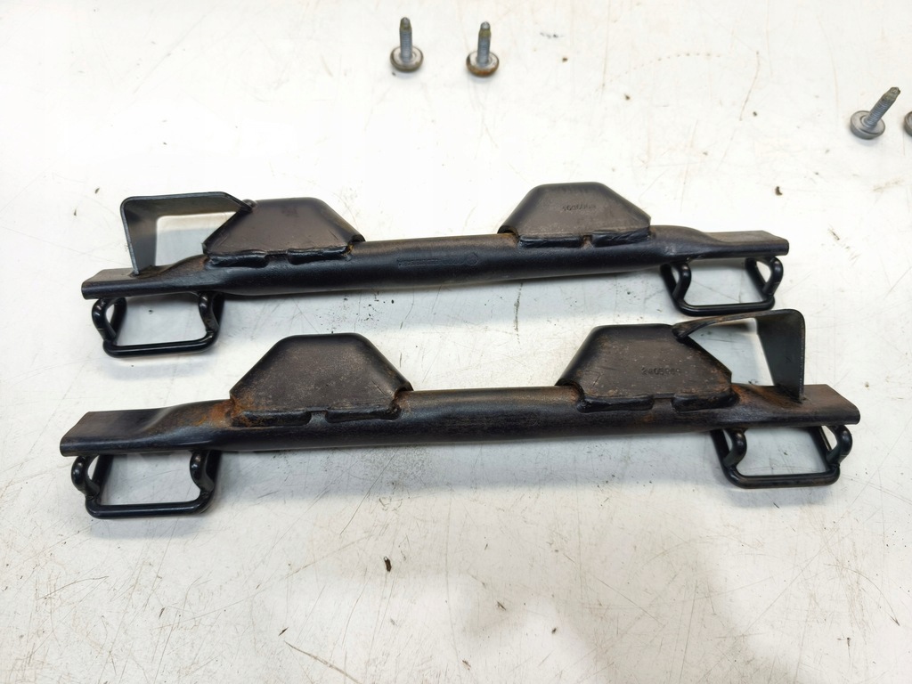 фото №7, Кронштейн isofix левый i правый задняя audi a4 b7 a6 c6 8e0813545a 8e0813546a