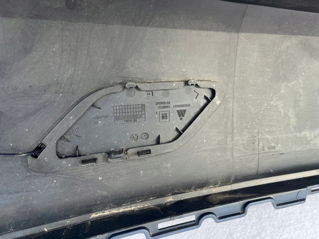 Opel insignia b универсал бампер задняя задний под датчики 551004542 tb161 с Разборки