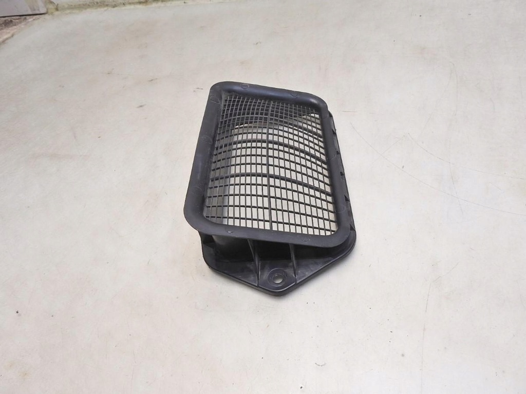 фото №6, Решётка впуск воздуха audi a3 8p 1k0815479b