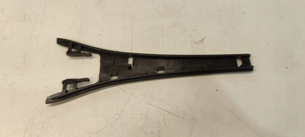 фото №1, Кронштейн захист дзеркало audi q7 4l0857593b