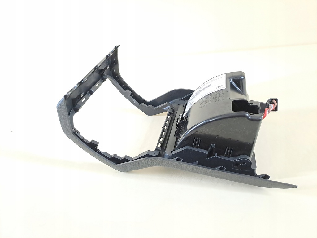 фото №10, Пепельница разъём рамка защита туннель задняя задняя skoda superb 3 iii 19r