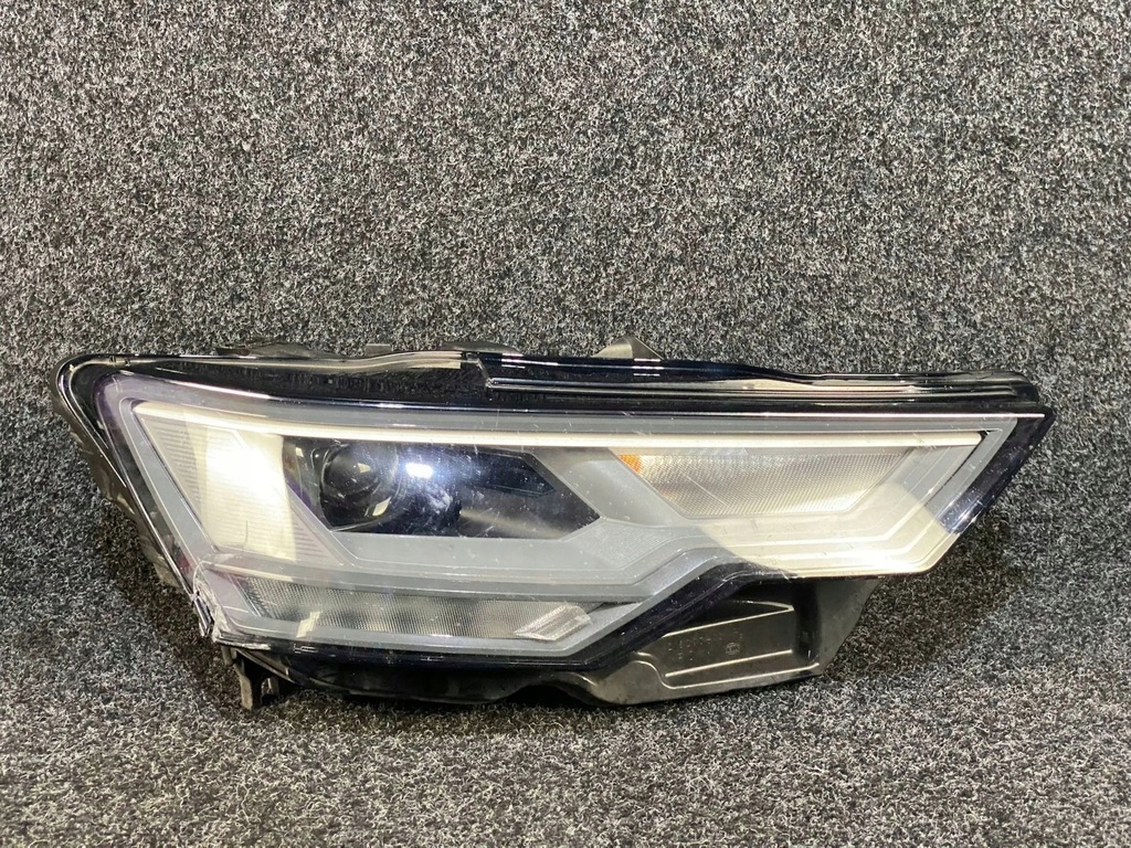 фото №1, Audi a6 c8 лампа full led права перед 4k0941034