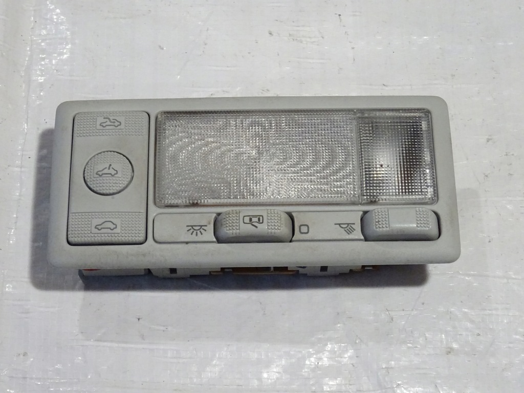 фото №1, Лампа освітлення кабіни перед skoda octavia i 1