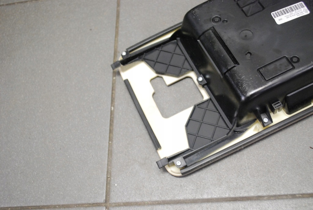 фото №7, Бардачок подлокотник audi a8 d3 lift 4e0863075q