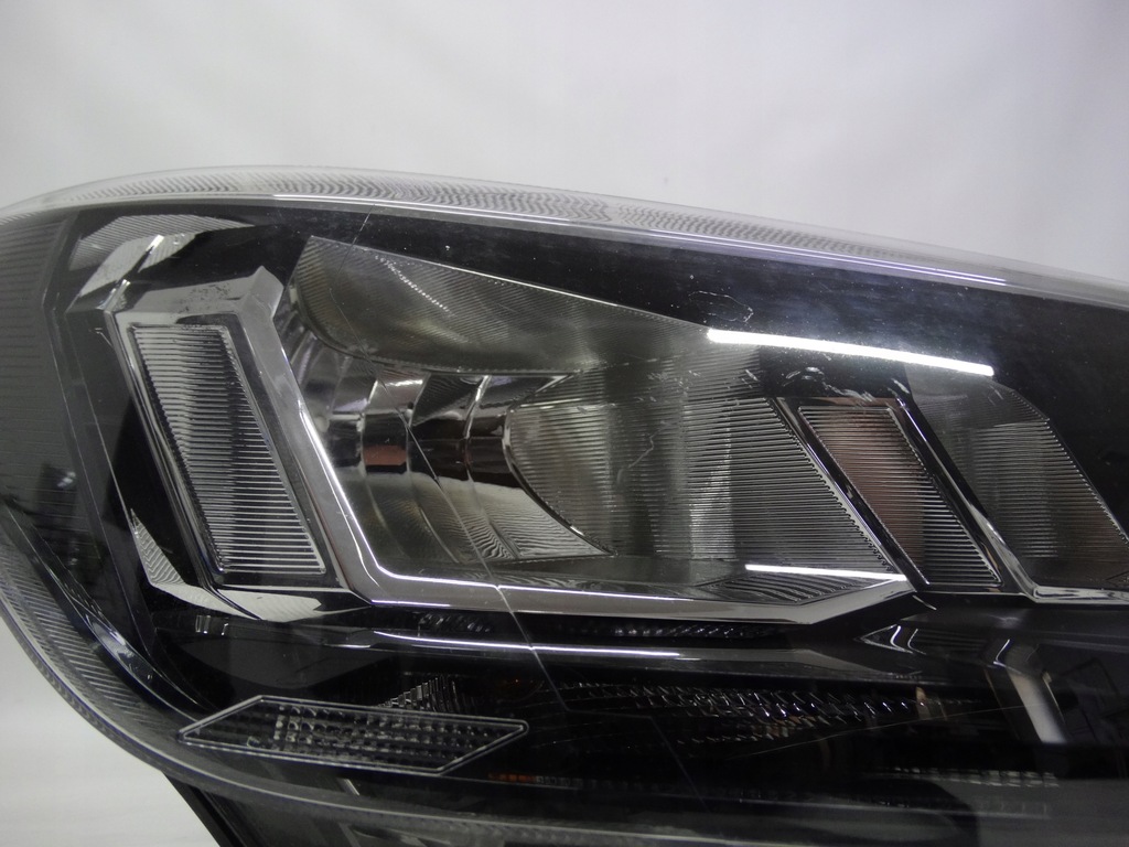 фото №9, Vw caddy v 2k8 2020+ лампа правая обычная 2k8941006b оригинальная