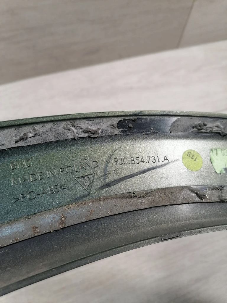 фото №6, Taycan turbo молдинг крыло левый задняя 9j0854731