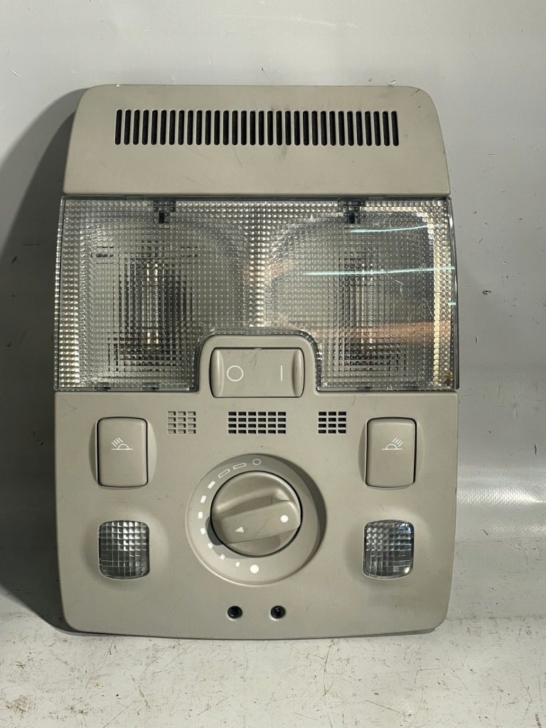 фото №1, Лампа підсвітка кабіни audi a4 b7 8e0959613