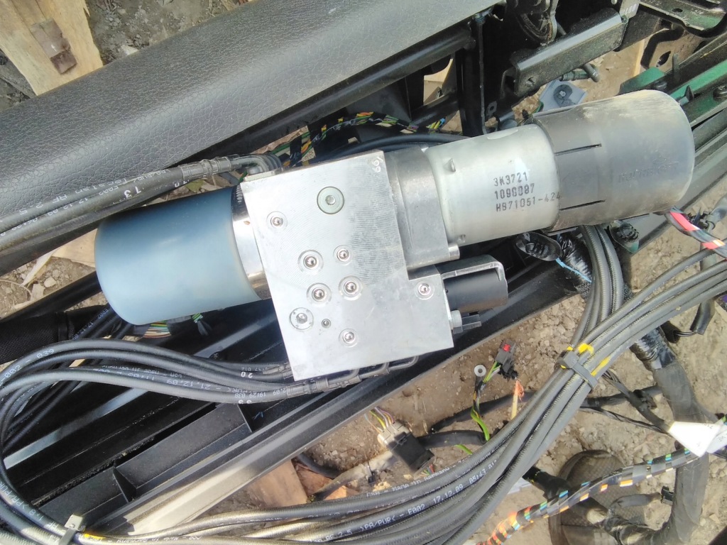 Купить Крыша складной механизм peugeot 207 cc кабриолет  комплект