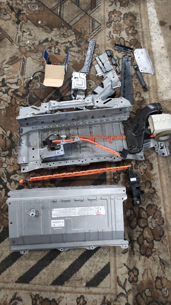 фото №2, Toyota корпус аккумулятора auris prius модуль