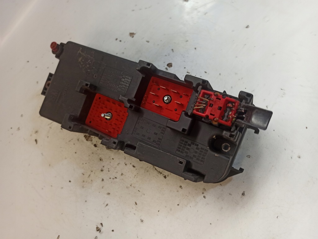 фото №11, Opel vectra c 1.9cdti коробка предохранителей 460023260