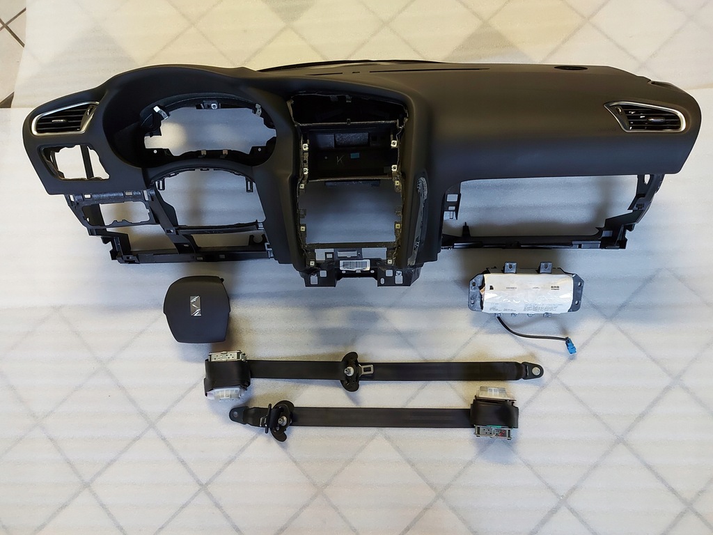 фото №1, Приборная панель приборная citroen ds4 подушка безопасности