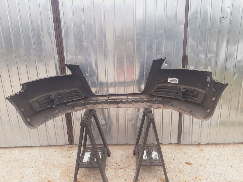Бампер перед audi a3 8p lift lata 2008-2012 цвет lz7h Оригинал